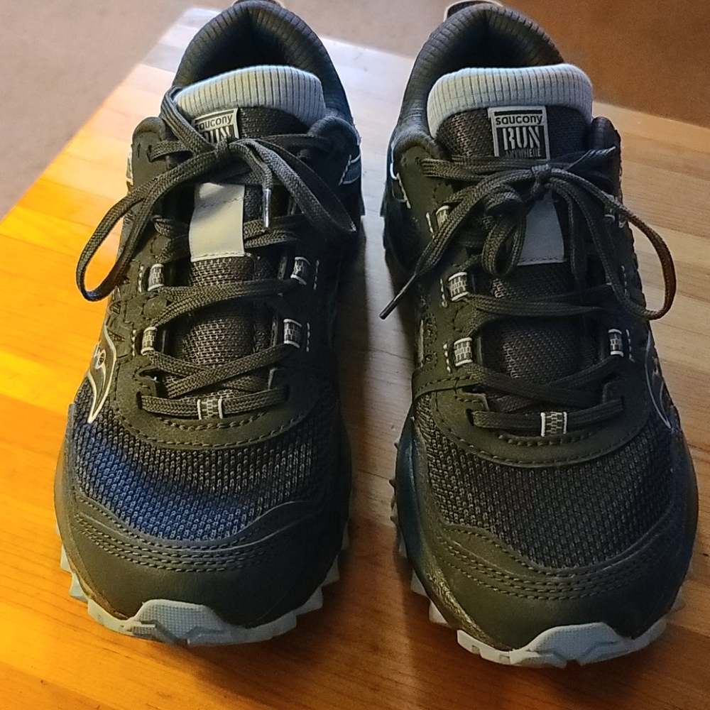 Saucony Sneakers